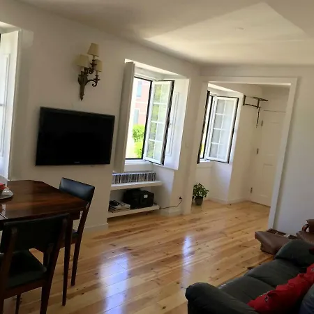 아파트 Lavra Tram *